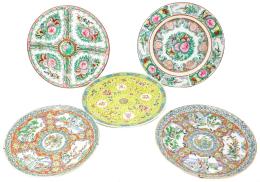 CINCO PLATOS EN PORCELANA CHINA DE MEDIADOS DEL S.XX