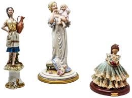 TRES FIGURAS EN PORCELANA DE MEDIADOS DEL S.XX