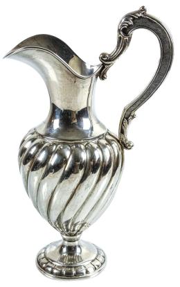 JARRA EN PLATA DE MEDIADOS DEL S.XX