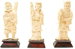 TRES DIGNATARIOS ORIENTALES