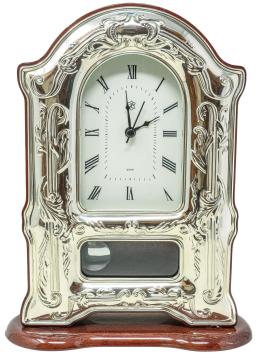 RELOJ DE SOBREMESA EN PLATA DEL ÚLTIMO CUARTO DEL S.XX