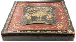CAJA ORIENTAL PARA MANTONES DE FINALES DEL S.XIX