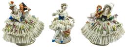 TRES FIGURAS DE PORCELANA CENTRO EUROPEA