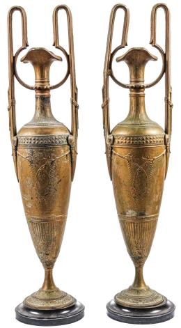PAREJA DE ÁMFORAS DECORATIVAS