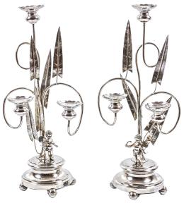 PAREJA DE CANDELABROS EN PLATA DE FINALES DEL S.XIX