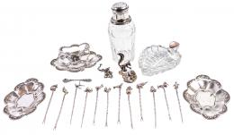 LOTE VARIADO EN PLATA Y CRISTAL DE MEDIADOS DEL S.XX