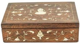 CAJA DE FINALES DEL S.XIX