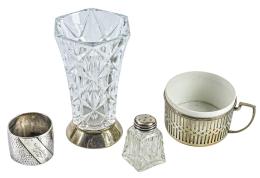 LOTE VARIADO EN PLATA Y CRISTAL PRIMERA MITAD DEL S.XX