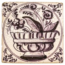 AZULEJO DE CERÁMICA DE TRIANA DEL SIGLO XVIII