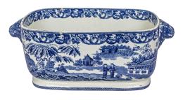 JARDINERA EN PORCELANA DE PRINCIPIOS DEL S.XX