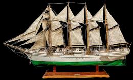 MAQUETA DE BARCO "JUAN SEBASTIAN EL CANO"