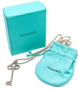 COLLAR CON COLGANTE DE TIFFANY & Co