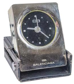 PEQUEÑO RELOJ DESPERTADOR BALENCIAGA