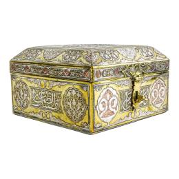 CAJA ORIENTAL DE LA PRIMERA MITAD DEL S.XX