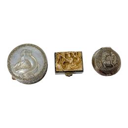TRES CAJITAS DE CAJITAS DE COLECCIÓN DE PLATA