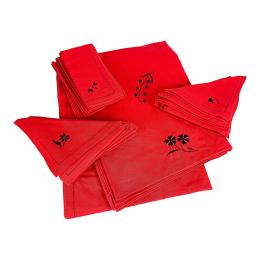GRAN MANTELERÍA ROJA PARA 24 SERVICIOS DE FINALES DEL S. XX