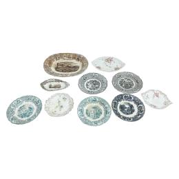 COLECCIÓN DE PLATOS Y BANDEJAS DEL SIGLO XIX-XX
