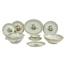 VAJILLA PARA SEIS SERVICIOS EN PORCELANA DE LIMOGES