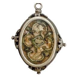 RELICARIO DE PLATA DEL SIGLO XVIII