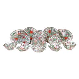 PIEZAS DE VAJILLA EN PORCELANA CHINA DEL ÚLTIMO CUARTO S.XX