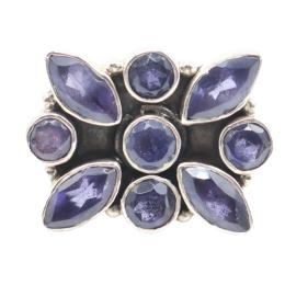 ANILLO CON IOLITAS
