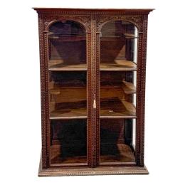 PEQUEÑA VITRINA LIBRERIA DEL PRIMER TERCIO DE SIGLO XX