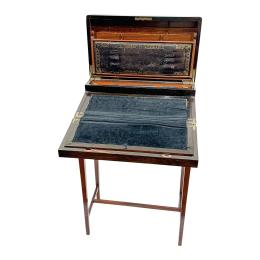 CAJA ESCRITORIO DE VIAJE INGLESA DE SEGUNDA MITAD S. XIX
