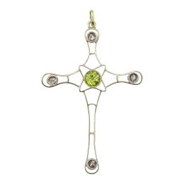 CRUZ COLGANTE CON PERIDOTO Y DIAMANTES