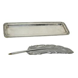 BANDEJA Y PLUMA DE PLATA DEL ÚLTIMO TERCIO DE SIGLO XX
