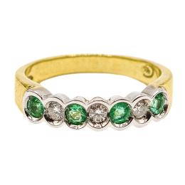 ANILLO CON ESMERALDAS Y BRILLANTES