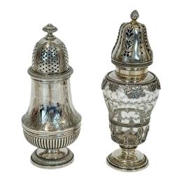 PAREJA DE ESPECIEROS DE CRISTAL Y PLATA DE PRINCIPIOS S. XX