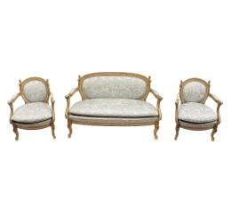PEQUEÑO SOFA Y DOS SILLONCITOS DE ESTILO LUIS XVI