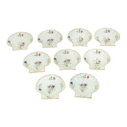 NUEVE RECIPIENTES PARA ENTRANTES EN PORCELANA DE LIMOGES