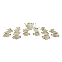 JUEGO DE TÉ EN PORCELANA AÑOS 60
