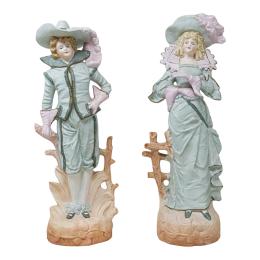 PAREJA DE FIGURAS EN BISCUIT DE PRINCIPIOS DEL S.XX
