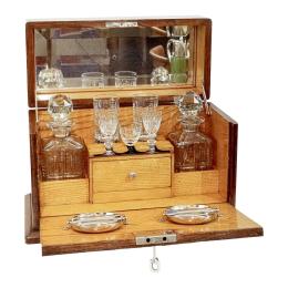 CAJA LICORERA INGLESA DE FINALES DEL S.XIX