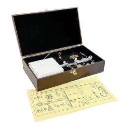 CAJA CON LÁMPARAS PARA CASA DE MUÑECAS DE RBA