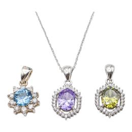 COLECCIÓN DE TRES COLGANTES