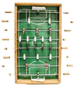 FUTBOLÍN DE SOBREMESA MEDIADOS DEL S. XX