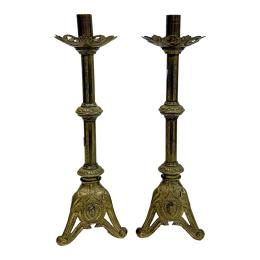 PAREJA DE CANDELEROS DE IGLESIA