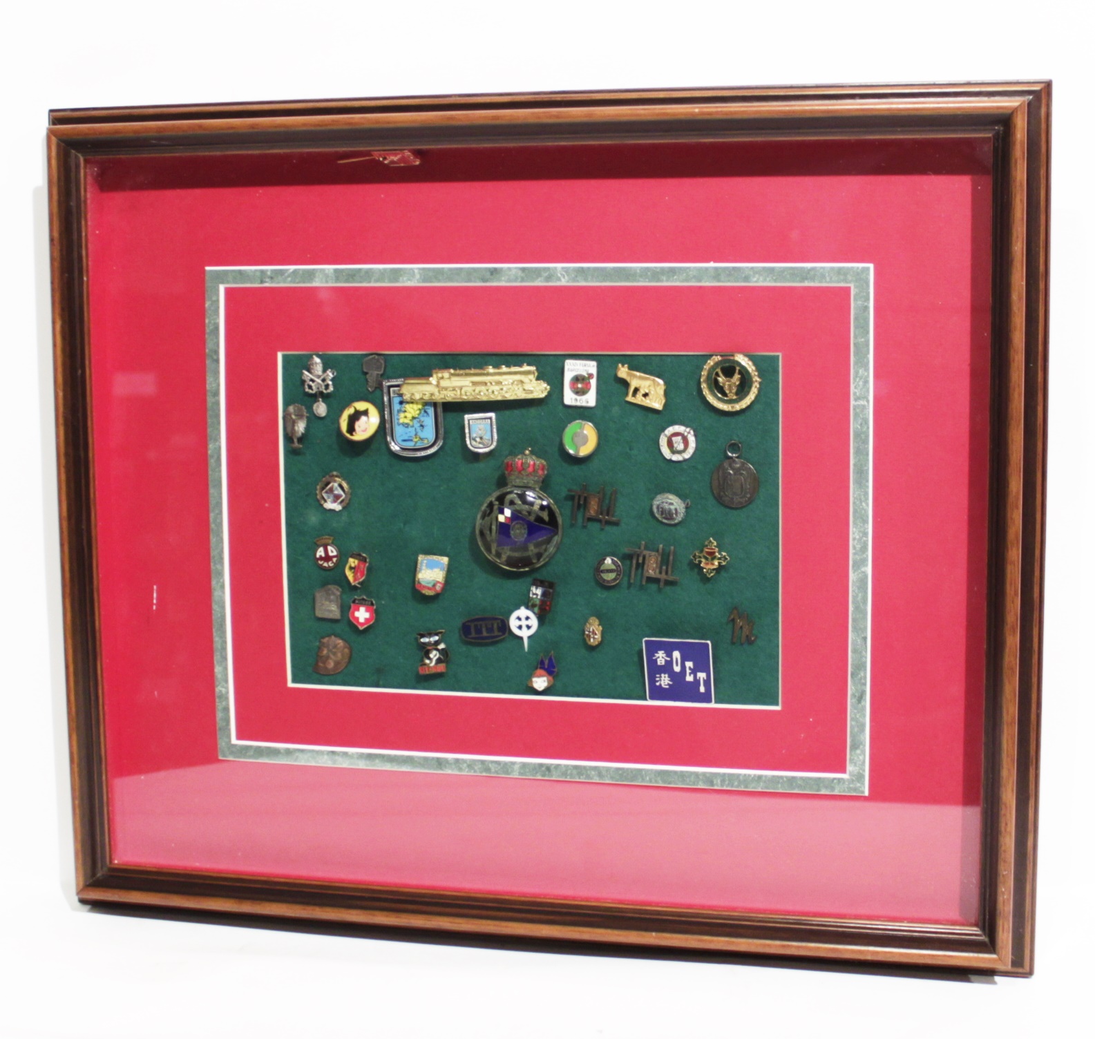 COLECCION DE INSIGNIAS