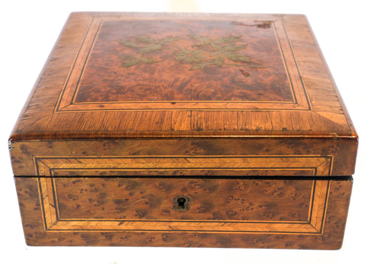 CAJA DE MADERA S. XIX