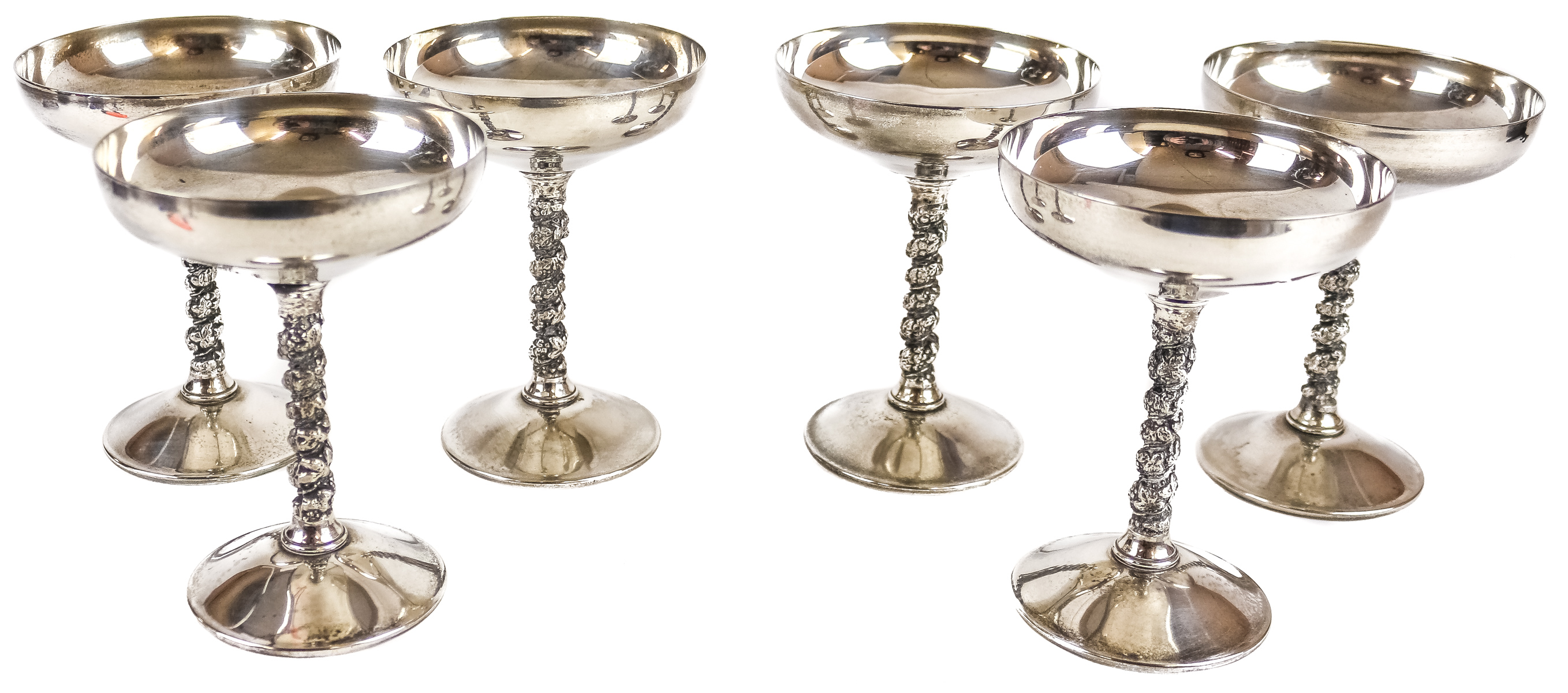 CONJUNTO DE SEIS COPAS EN METAL PLATEADO MEDIADOS S.XX
