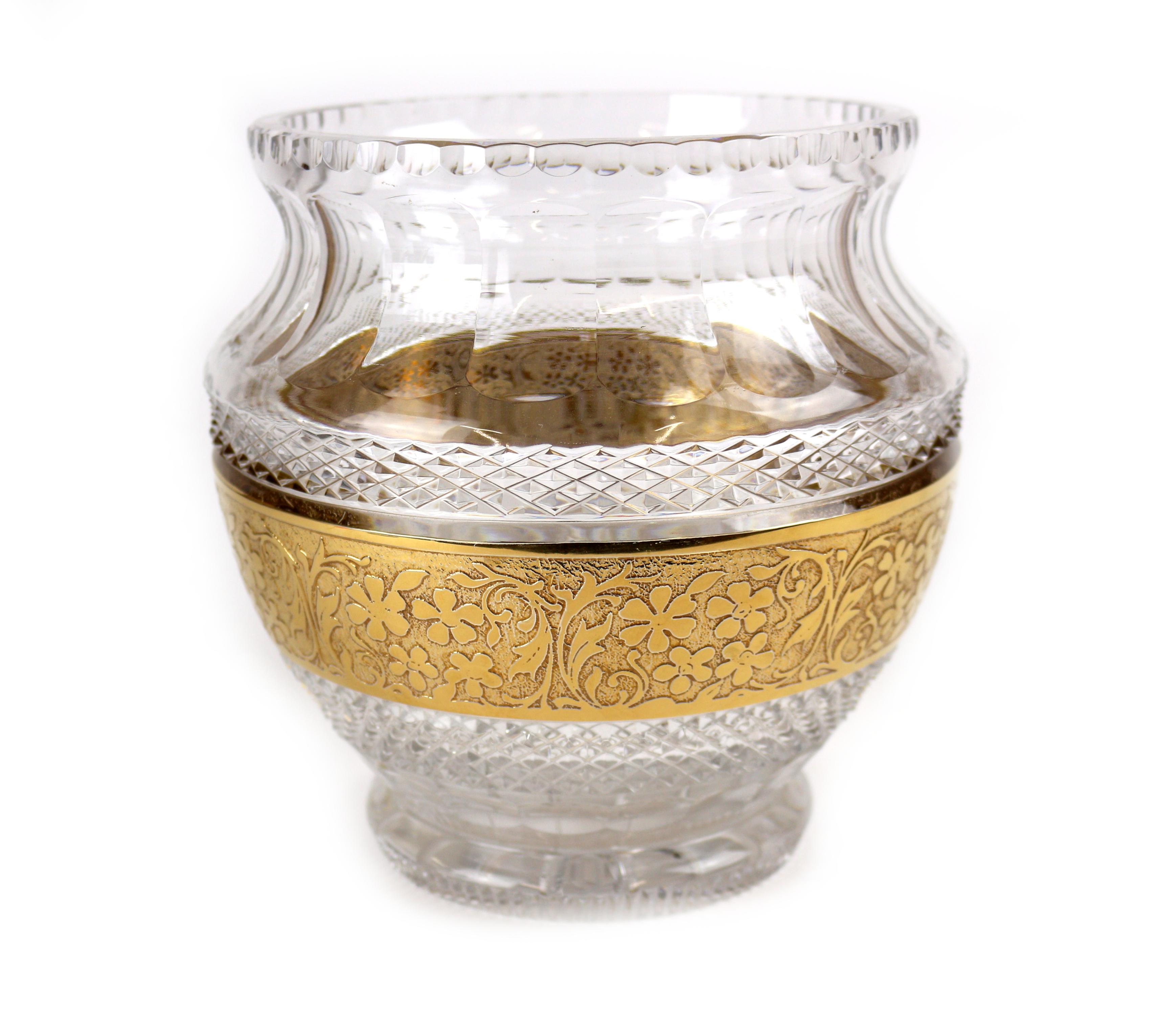 JARRÓN DE CRISTAL DE BOHEMIA DE MEDIADOS DE SIGLO XX