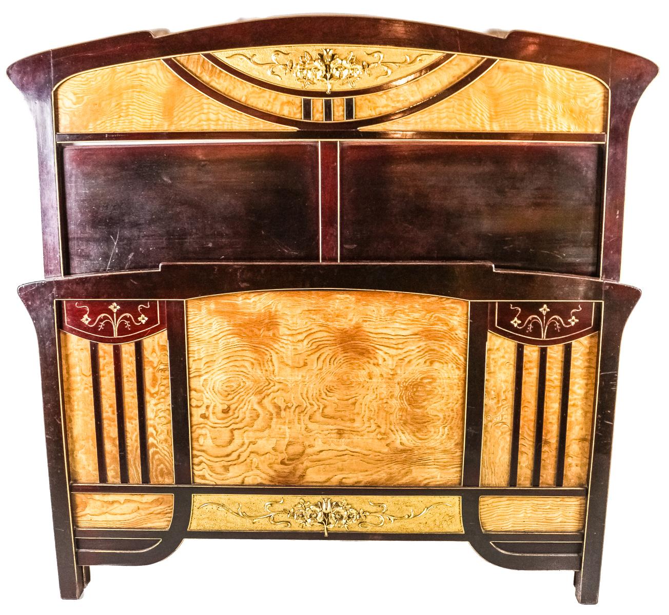 CAMA DE MATRIMONIO MODERNISTA CIRCA 1900
