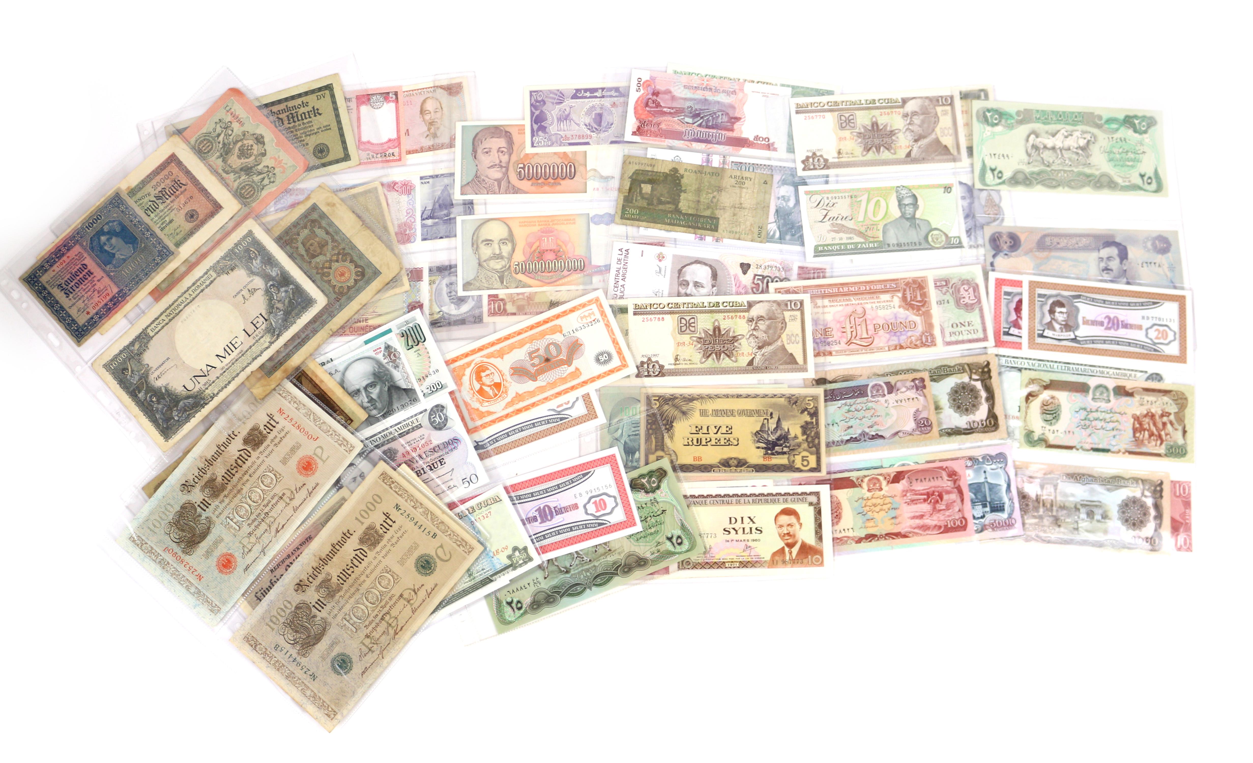 LOTE DE 64 BILLETES EXTRANJEROS