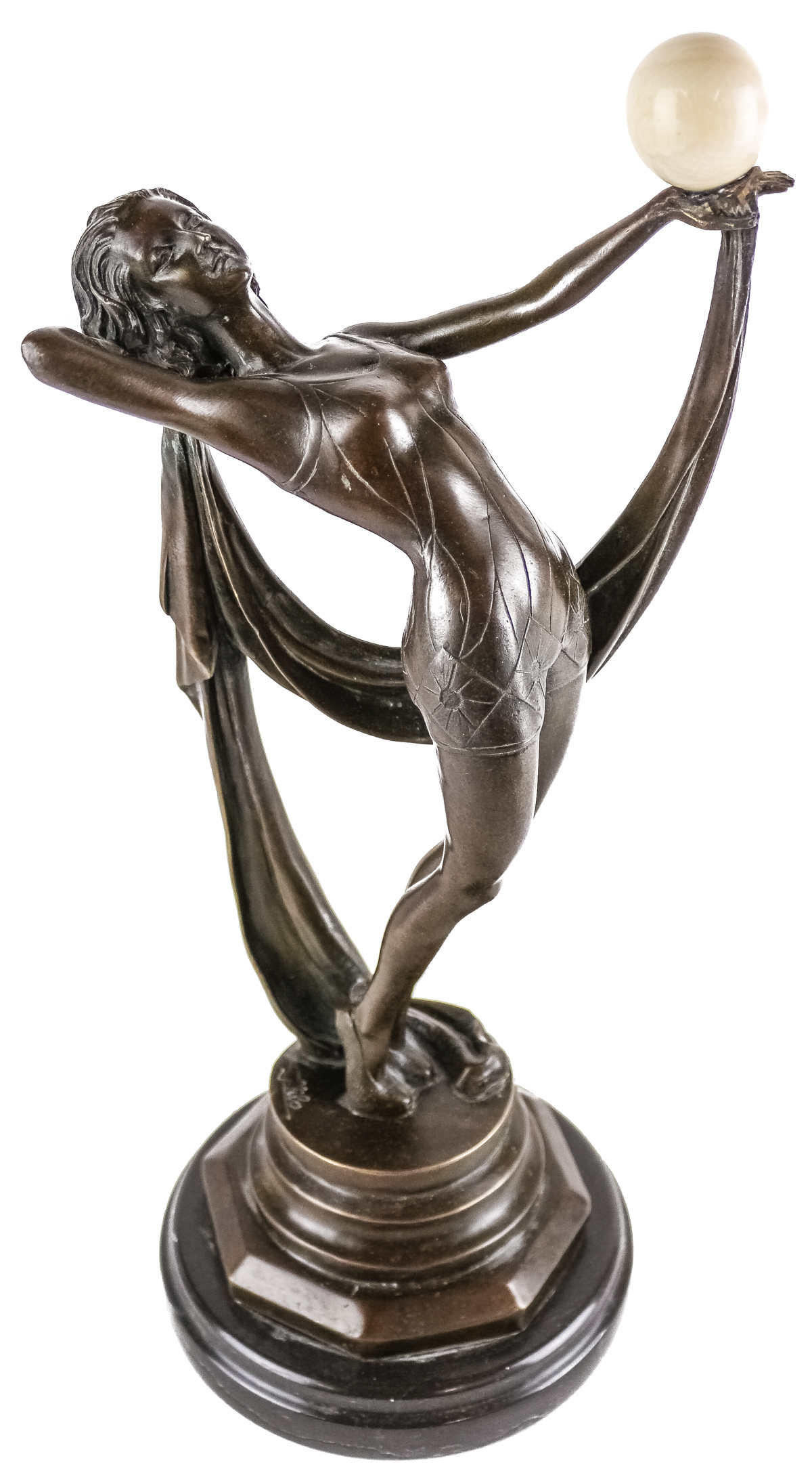 FIGURA CRISOELEFANTINA SIGUIENDO MODELOS ART DECÓ