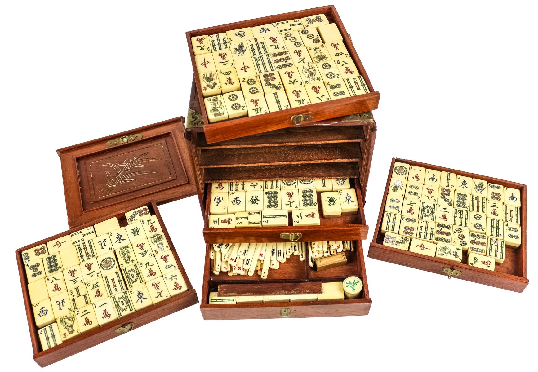 JUEGO "MAH-JONG" DE MEDIADOS DEL S.XX