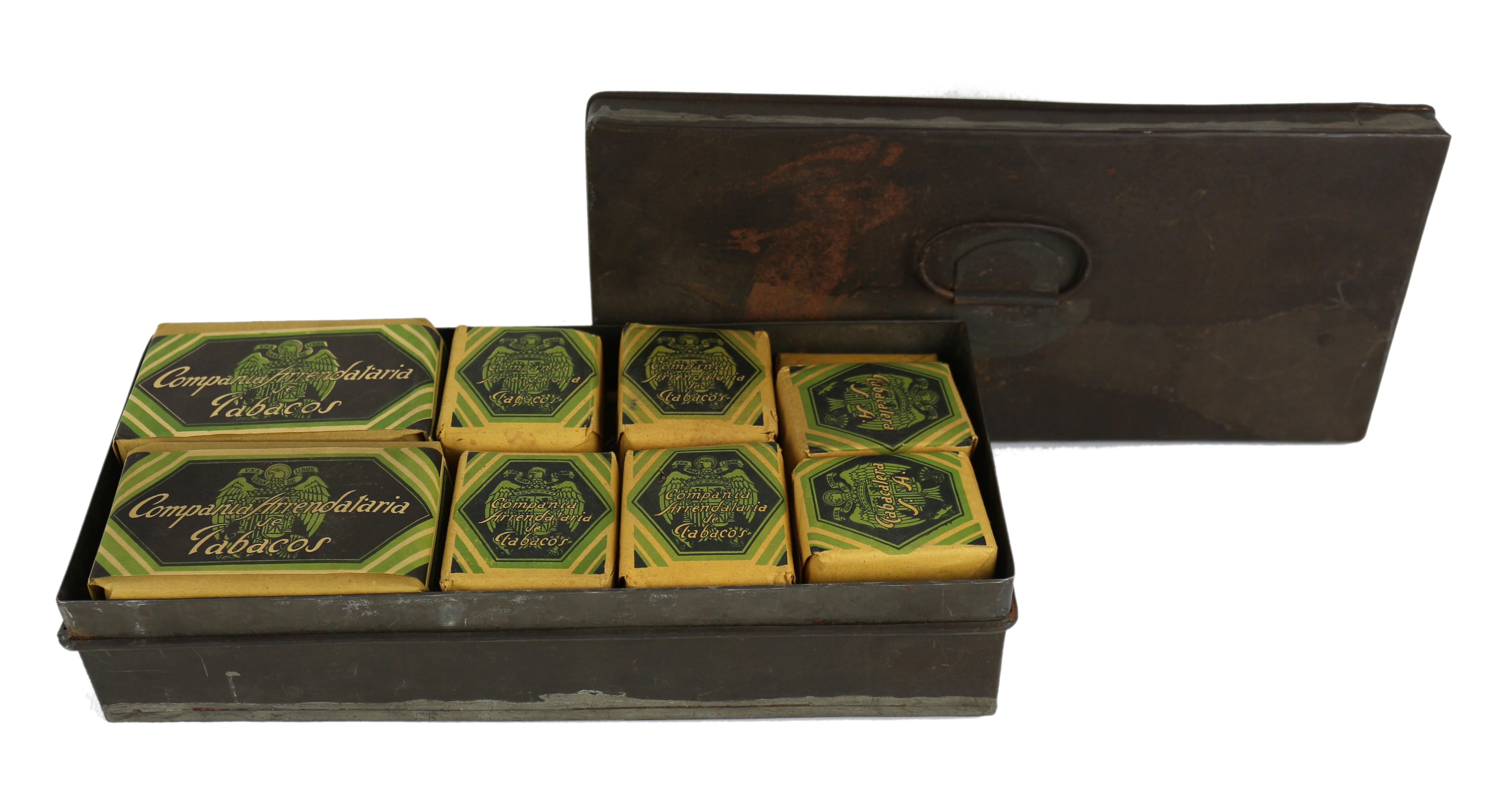 CAJA CON TABACO DE PRICIPIOS DEL S. XX.