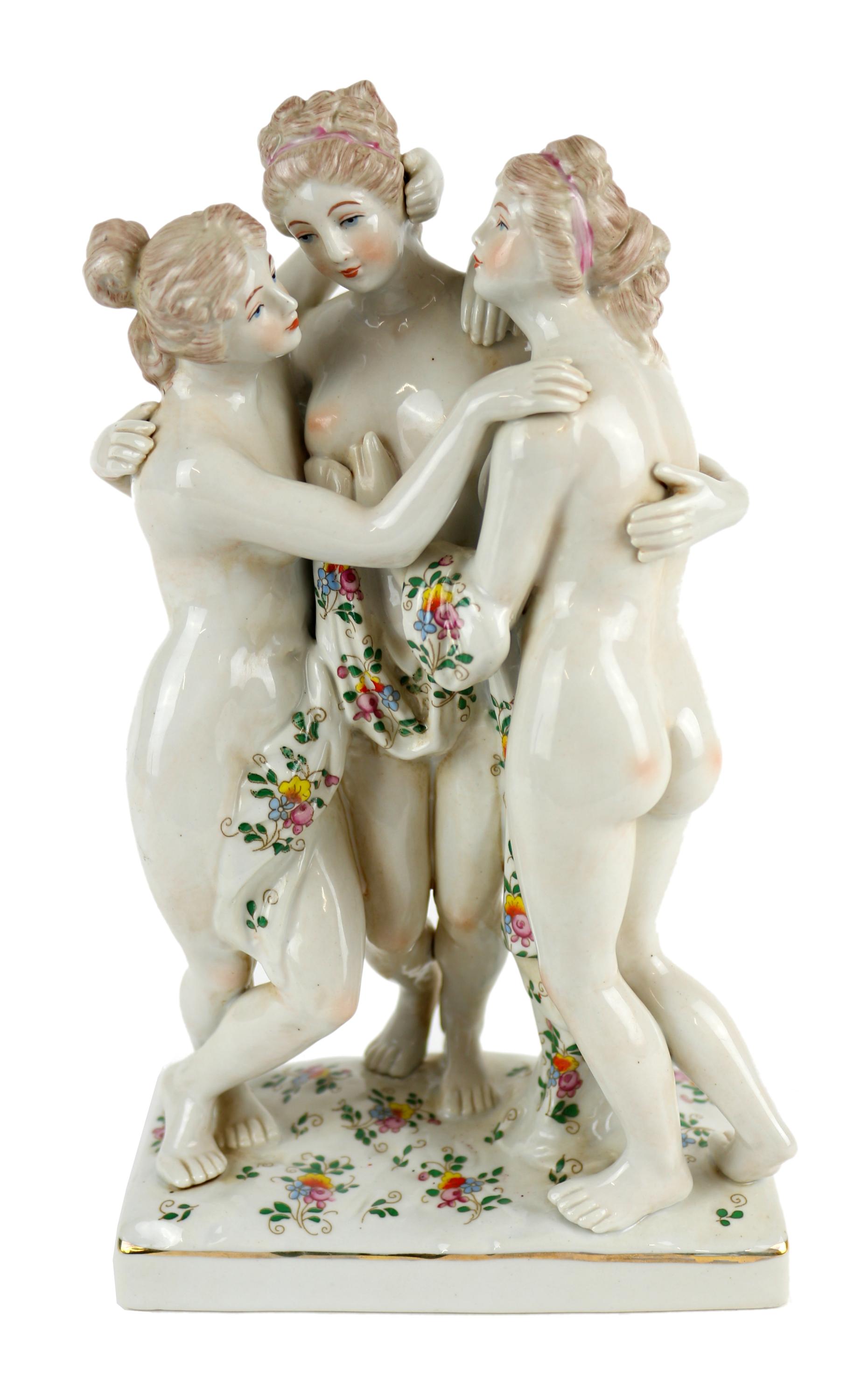 FIGURA EN PORCELANA DEL ÚLTIMO CUARTO DEL S.XX